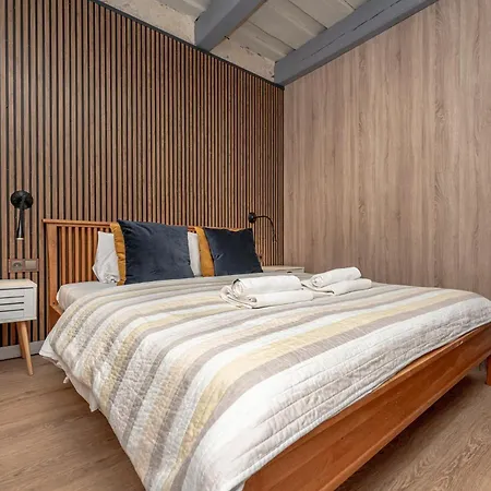 Historic Bliss In Old Town *