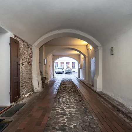 Historic Bliss In Old Town Lägenhet *